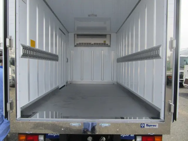 三菱 キャンター 2RG-FBAV0(2WD)の写真26