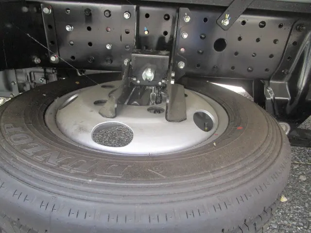 三菱 キャンター 2RG-FBAV0(2WD)の写真40