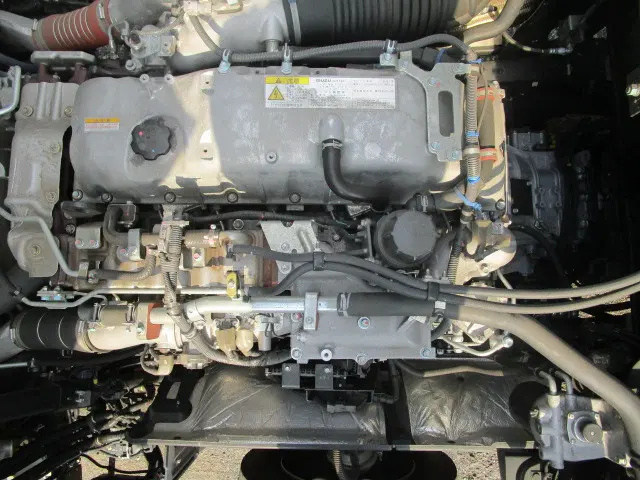 いすゞ ギガ 2PG-CYJ77D(8x4)の写真32