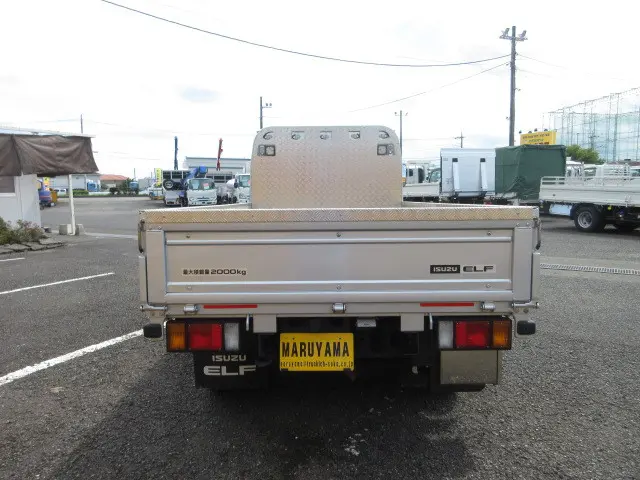 いすゞ エルフ 2RG-NJS88A(4WD)の写真7
