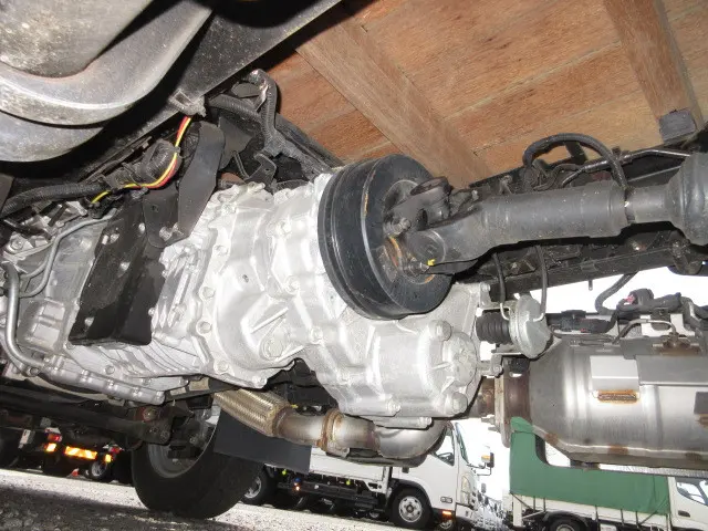 いすゞ エルフ 2RG-NJS88A(4WD)の写真28