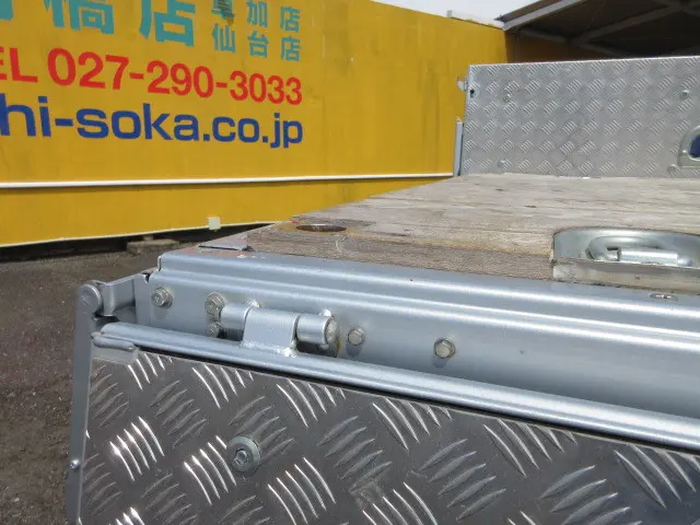 いすゞ エルフ 2RG-NJS88A(4WD)の写真37