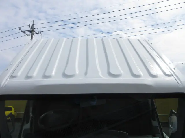 いすゞ エルフ TRG-NMR85AR(2WD)の写真12