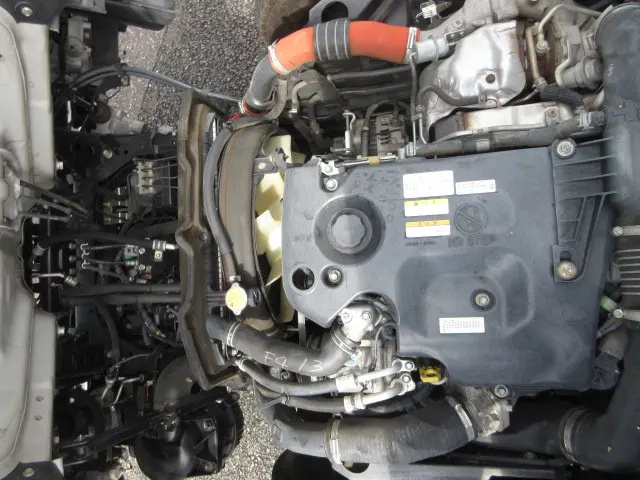 いすゞ エルフ TRG-NMR85AR(2WD)の写真28