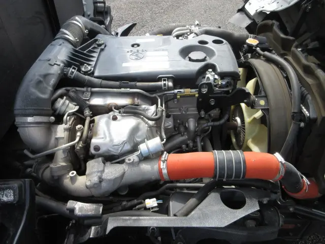 いすゞ エルフ TRG-NMR85AR(2WD)の写真29