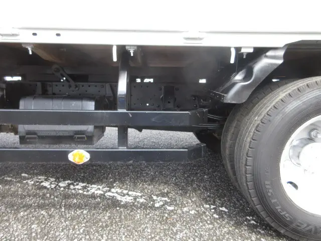いすゞ エルフ TRG-NMR85AR(2WD)の写真40