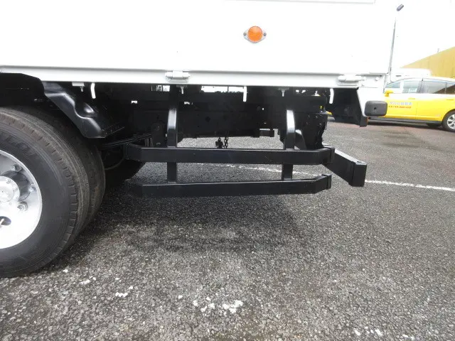 いすゞ エルフ TRG-NMR85AR(2WD)の写真41