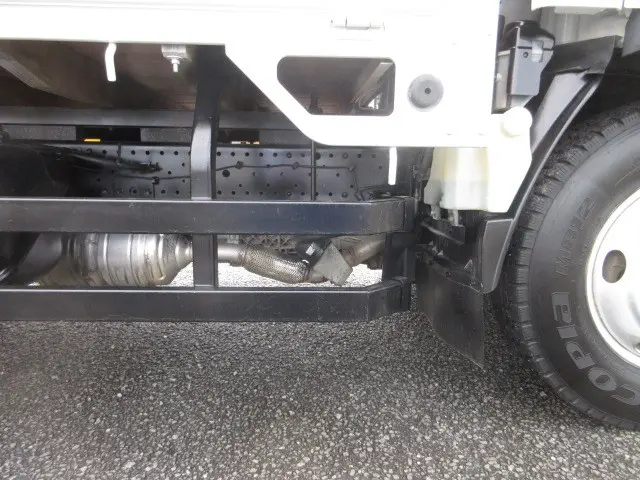 いすゞ エルフ TRG-NMR85AR(2WD)の写真46