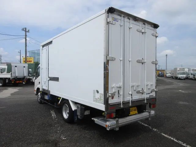 日野 デュトロ 2RG-XZU655M(2WD)の写真3