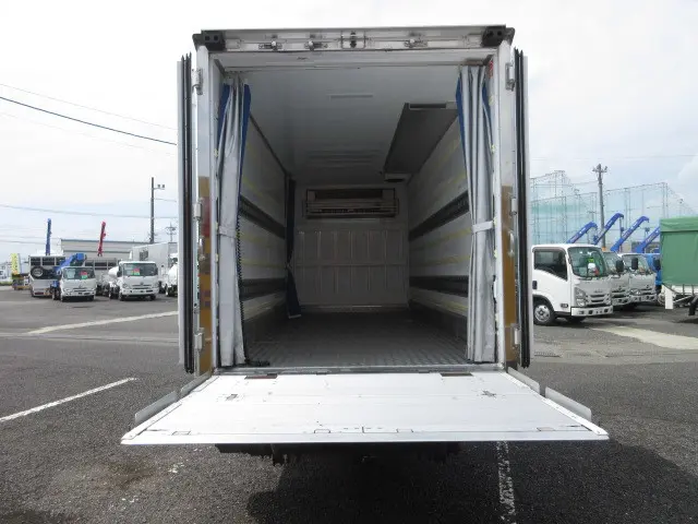 日野 デュトロ 2RG-XZU655M(2WD)の写真22