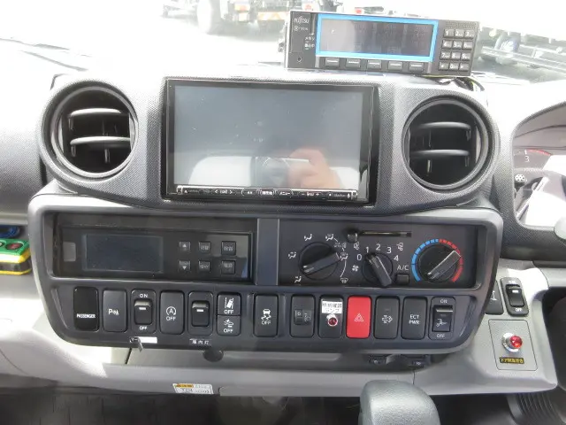 日野 デュトロ 2RG-XZU655M(2WD)の写真27