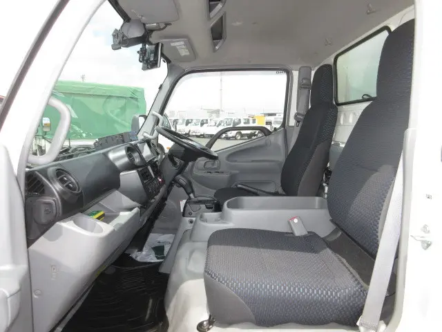 日野 デュトロ 2RG-XZU655M(2WD)の写真36
