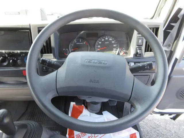 いすゞ エルフ 2RG-NHS88A(4WD)の写真18