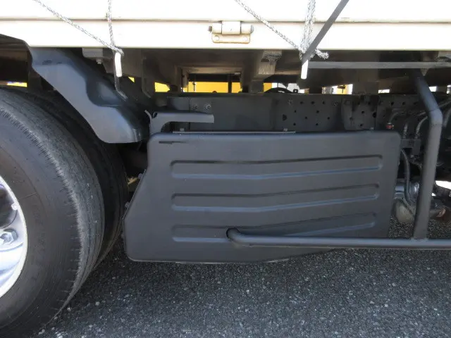 いすゞ エルフ 2RG-NHS88A(4WD)の写真37