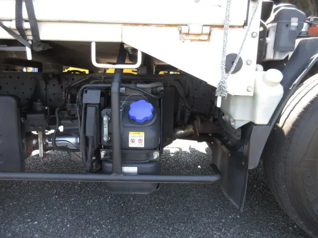 いすゞ エルフ 2RG-NHS88A(4WD)の写真38