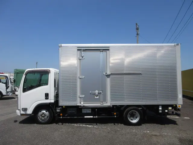 いすゞ エルフ 2RG-NMR88AN(2WD)の写真5