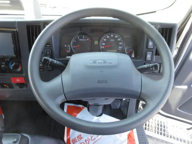 いすゞ エルフ 2RG-NMR88AN(2WD)の写真23