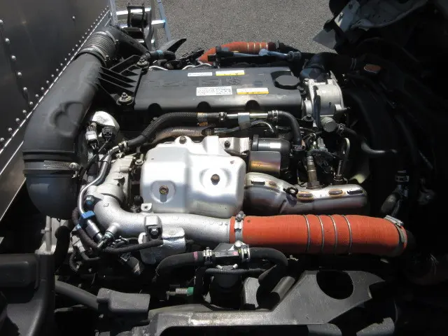 いすゞ エルフ 2RG-NMR88AN(2WD)の写真35