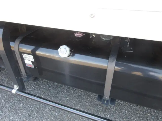 いすゞ エルフ 2RG-NMR88AN(2WD)の写真45