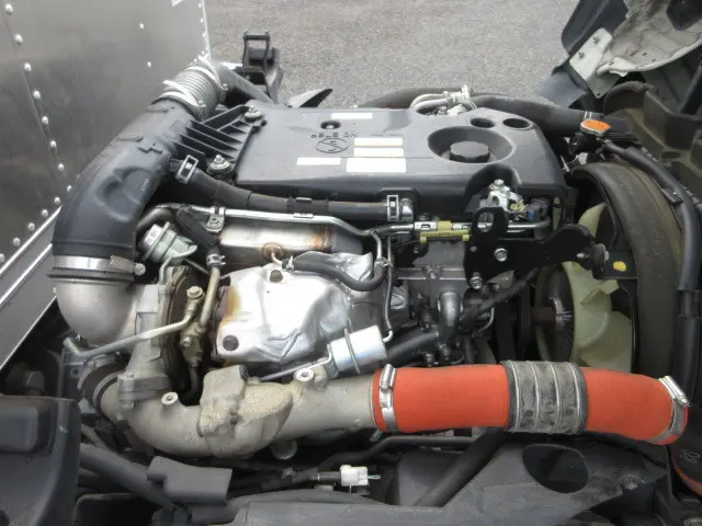 いすゞ エルフ TRG-NLR85AN(2WD)の写真31
