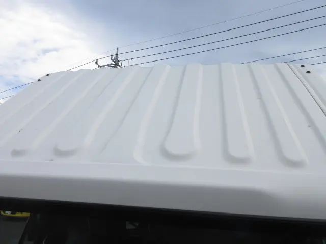 いすゞ エルフ TRG-NLR85AN(2WD)の写真32