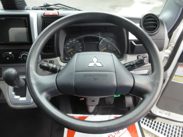 三菱 キャンター TRG-FEB50(2WD)の写真24