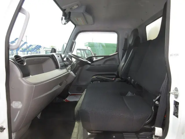 三菱 キャンター TRG-FEB50(2WD)の写真32