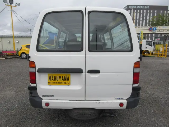 トヨタ ダイナ BDG-XZU508V(2WD)の写真7