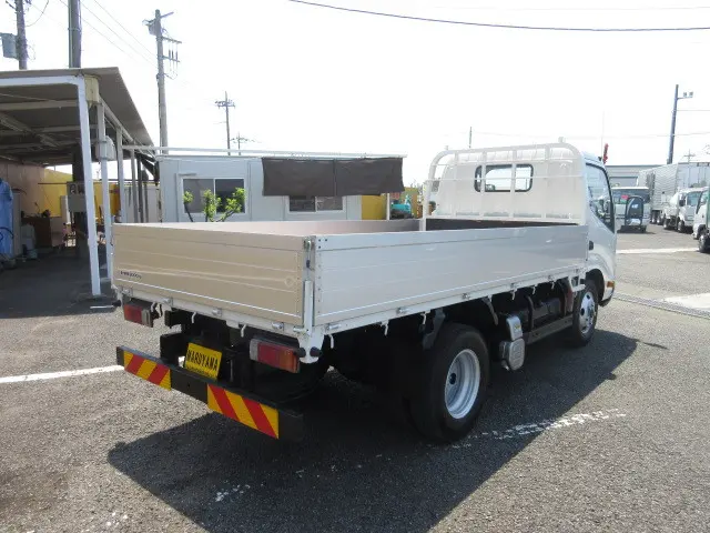 日野 デュトロ TKG-XZU685M(4WD)の写真4