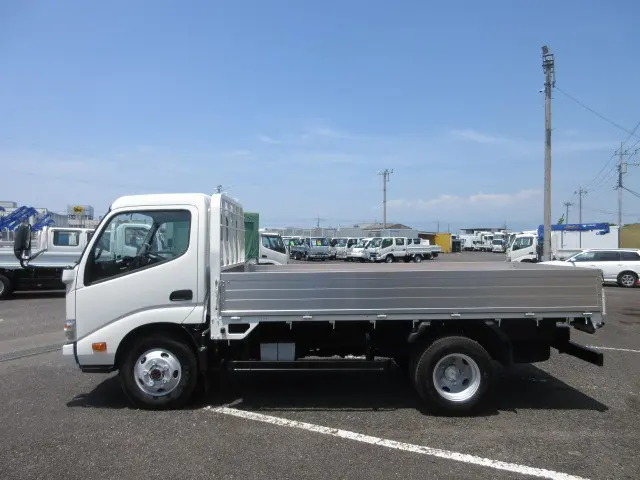 日野 デュトロ TKG-XZU685M(4WD)の写真5