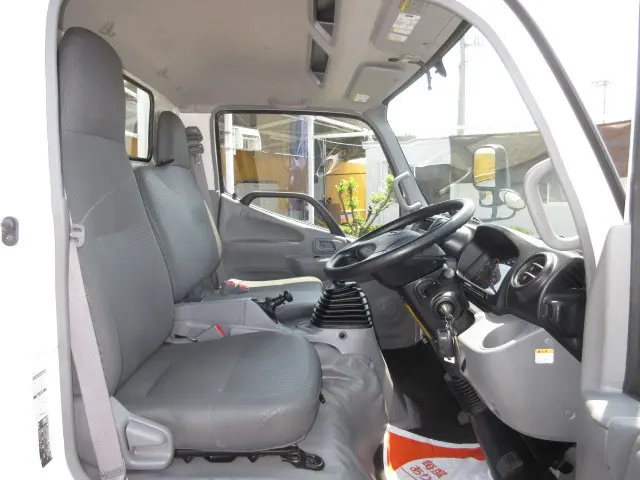 日野 デュトロ TKG-XZU685M(4WD)の写真13