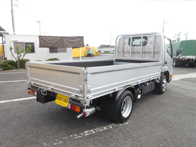 トヨタ ダイナ 2WG-GDY282(4WD)の写真4
