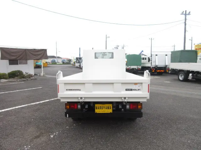 いすゞ エルフ 2PG-NKS88AD(4WD)の写真7