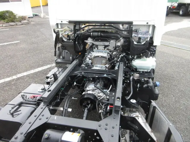いすゞ エルフ 2PG-NKS88AD(4WD)の写真18