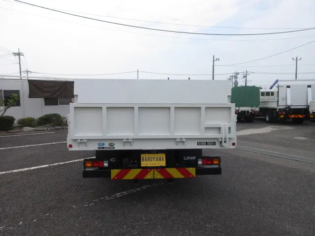 三菱 キャンター 2RG-FEB80(2WD)の写真7
