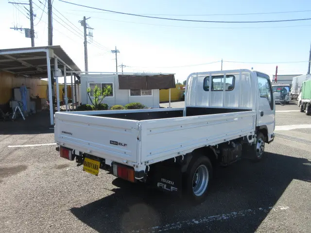 いすゞ エルフ TRG-NJR85A(2WD)の写真4