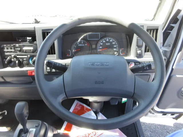 いすゞ エルフ TRG-NJR85A(2WD)の写真14
