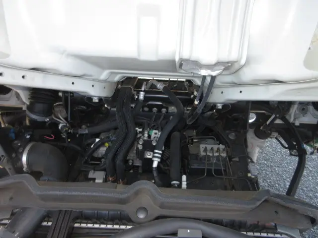 いすゞ エルフ TRG-NJR85A(2WD)の写真30