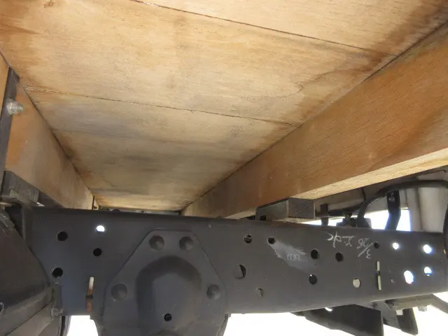いすゞ エルフ TRG-NJR85A(2WD)の写真45