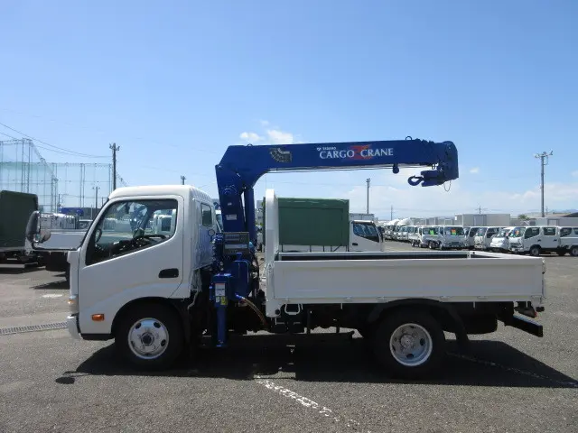 日野 デュトロ TKG-XZU685M(4WD)の写真5