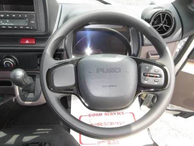 三菱 キャンター 2TG-FBA00(2WD)の写真15