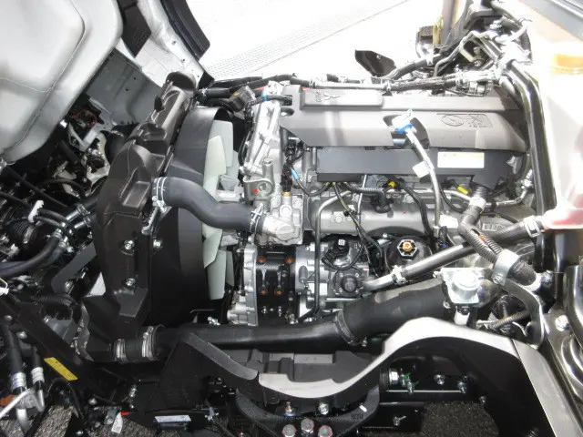 三菱 キャンター 2TG-FBA00(2WD)の写真27