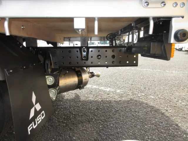 三菱 キャンター 2TG-FBA00(2WD)の写真38