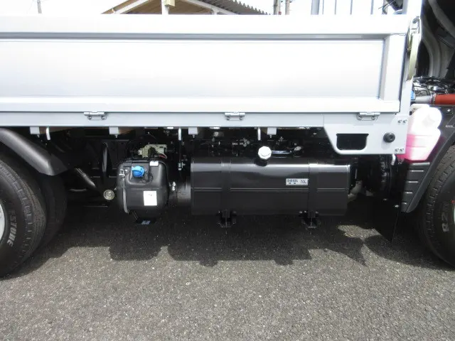 三菱 キャンター 2TG-FBA00(2WD)の写真40