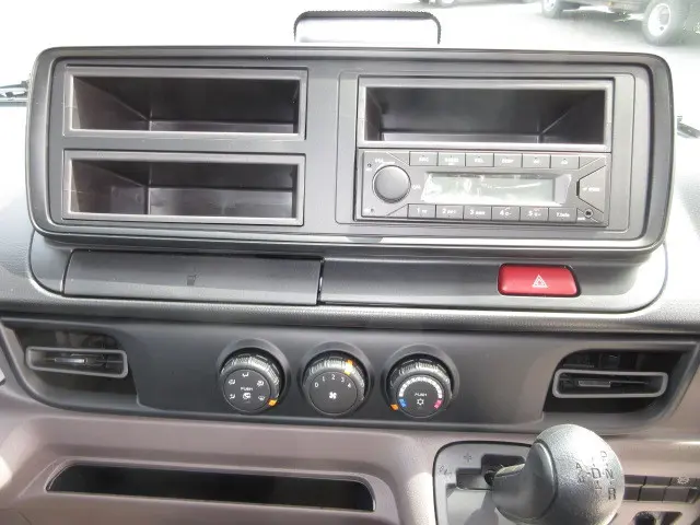 三菱 キャンター 2TG-FBA00(2WD)の写真20