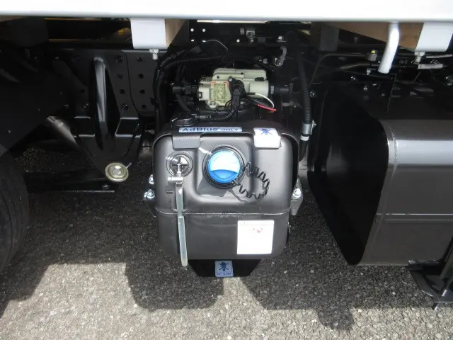 三菱 キャンター 2TG-FBA00(2WD)の写真43