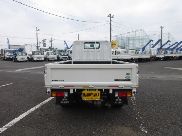 三菱 キャンター 2TG-FBA00(2WD)の写真7