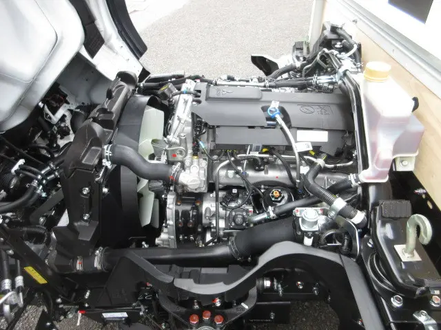 三菱 キャンター 2TG-FBA00(2WD)の写真25