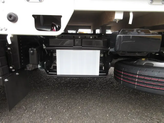 三菱 キャンター 2TG-FBA00(2WD)の写真39
