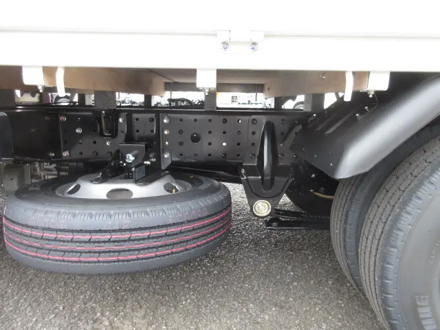 三菱 キャンター 2TG-FBA00(2WD)の写真40
